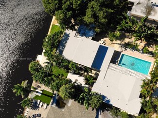 1310 NE 30th St Unit 5, Oakland Park, FL 33334