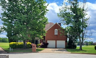690 Gateway Ct Unit 1, Stone Mountain, GA 30087