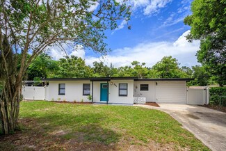 261 E 1st St, Chuluota, FL 32766