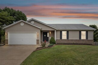 51 Hyde Dr, Troy, MO 63379