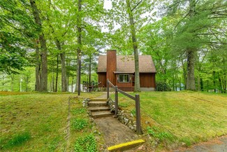 25 James St, Pascoag, RI 02859