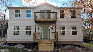 31 Orange Ln, Jim Thorpe, PA 18229