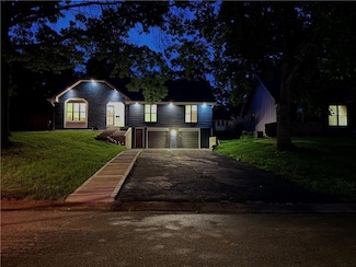 10312 W 48th Terrace, Shawnee, KS 66203