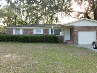 120 Saturn Ln E, Orange Park, FL 32073