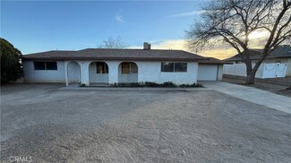 16785 Elm St, Hesperia, CA 92345