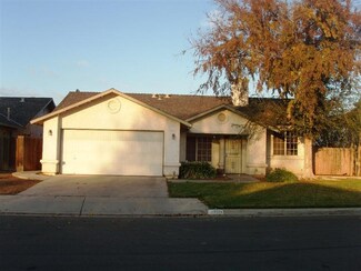 4907 E Burns Ave, Fresno, CA 93725