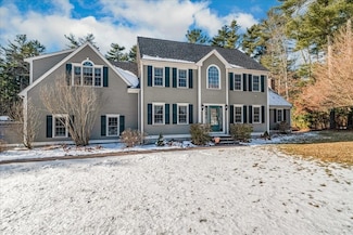 7 Alexandra Ln, Carver, MA 02330
