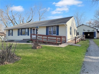 305 W 21st St, Higginsville, MO 64037