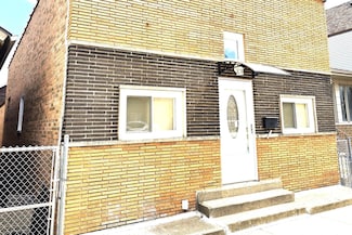 2947 S Farrell St, Chicago, IL 60608