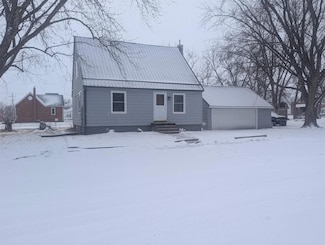 100 W Union St, Ionia, IA 50645