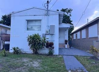 1541 NW 70th St, Miami, FL 33147