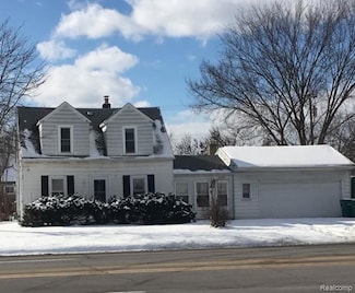 7037 Inkster Rd, Garden City, MI 48135