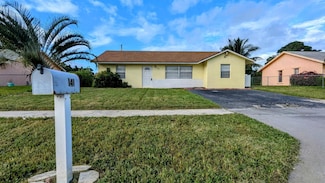 141 NE 17th Ct, Boynton Beach, FL 33435