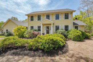 4 Dana Ave, Ocean View, NJ 08230
