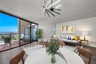 531 Esplanade Unit 903, Redondo Beach, CA 90277