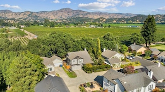 4 Forrester Ln, Yountville, CA 94599