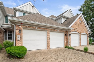 303 Reserve Cir, Clarendon Hills, IL 60514