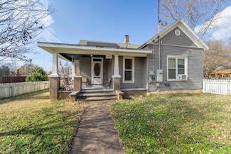 307 N Calhoun Ave, Ash Grove, MO 65604