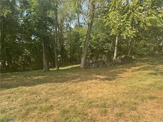 0 E Ray- 36a Dr, Zanesville, OH 43701