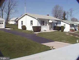 119 Beck Mill Rd, Hanover, PA 17331