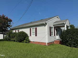 308 E Morgan St, Benson, NC 27504