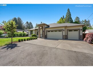 7730 SW Taylors Ferry Rd, Portland, OR 97223