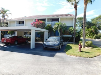 612 NE 20th Ln, Boynton Beach, FL 33435