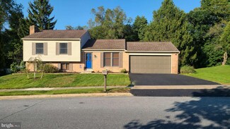 4810 Sweetbrier Dr, Harrisburg, PA 17111