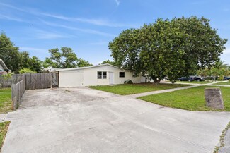 5805 Elder Dr, West Palm Beach, FL 33415