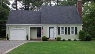 14 Joe Jay Ln, Forestdale, MA 02644
