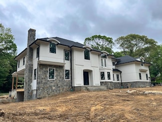 17 Chelsea Place, Dix Hills, NY 11746