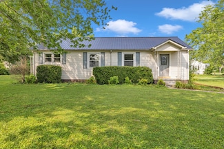 111 Truman St, Waverly, TN 37185