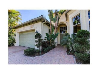 17841 Villa Club Way, Boca Raton, FL 33496