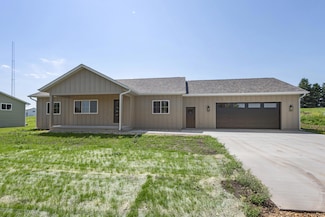 808 Hillside Dr, Estelline, SD 57234
