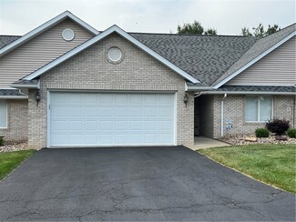 155 Nesbitt Rd, New Castle, PA 16105