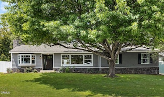 941 Wiladonda Dr, La Canada Flintridge, CA 91011