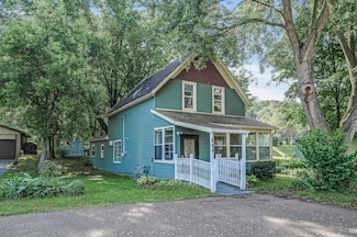 444 S Vincent St, Saint Croix Falls, WI 54024