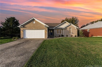 4106 Andrew Dr, Floyds Knobs, IN 47119