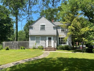 18939 Fairmount Blvd, Shaker Heights, OH 44118