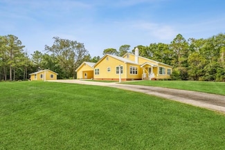 443 Bob Sikes Rd, Defuniak Springs, FL 32435