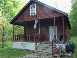 409 Old Camp Rd, New Matamoras, OH 45767