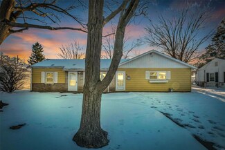4318 Saint Regina Ln, Saint Ann, MO 63074