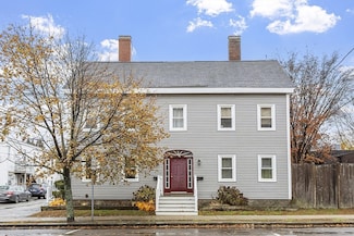 35 High St Unit 3D, Danvers, MA 01923