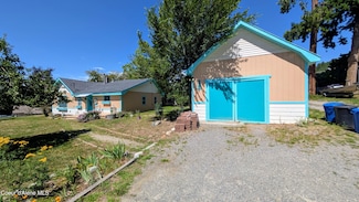 6577 Comanche St, Bonners Ferry, ID 83805