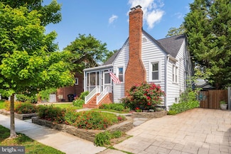 13 W Masonic View Ave, Alexandria, VA 22301