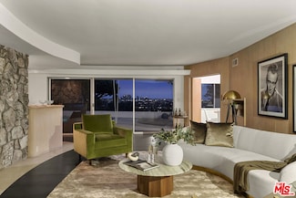 4124 Mantova Dr, Los Angeles, CA 90008