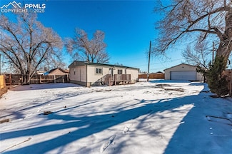 1604 E River St, Pueblo, CO 81001