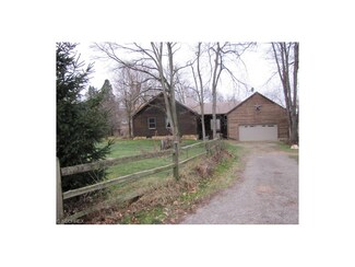 8456 Welty Rd SW, Navarre, OH 44662