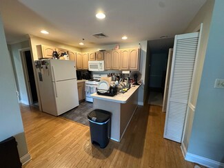 711 Clinton St Unit 4F, Hoboken, NJ 07030