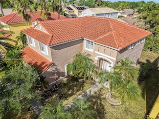 323 SW 190th Terrace, Pembroke Pines, FL 33029